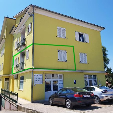 Apartment Matika, Terrace Apartment 10 Minutes Walk From Center Rovinj Kültér fotó